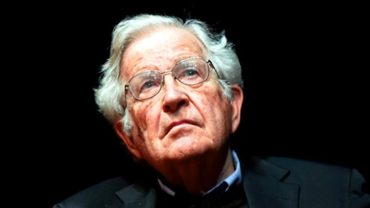 ABD'li Ünlü Entelektüel Noam Chomsky Taburcu Edildi!