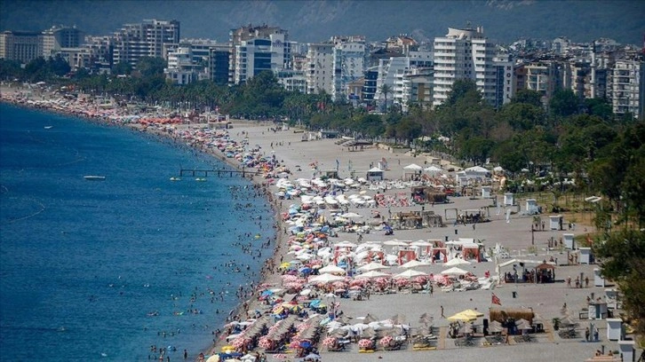 Antalya Turizmde Yıldızını Parlatıyor