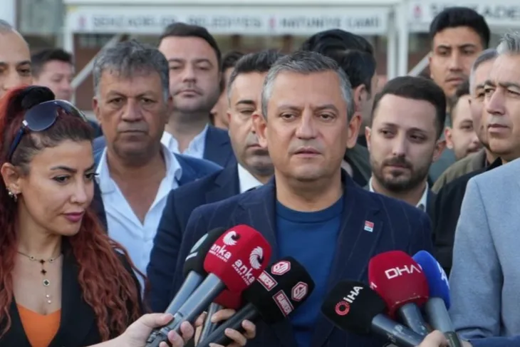 Başka Özel: “Demokrasi tepki ve protesto rejimidir”