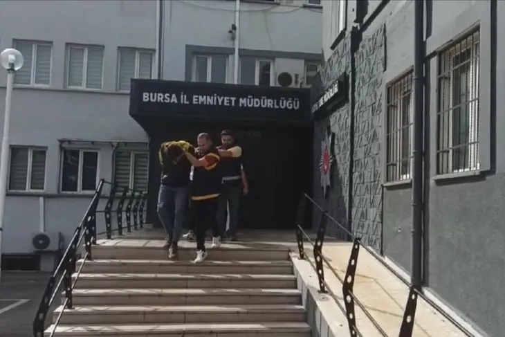 Cezaevindeki arkadaşlar, çıktıkları gibi tekrar geri girdiler