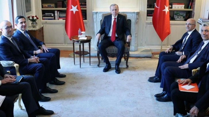 Cumhurbaşkanı Erdoğan İspanya'da BBVA İcra Kurulu Başkanı ile Görüştü