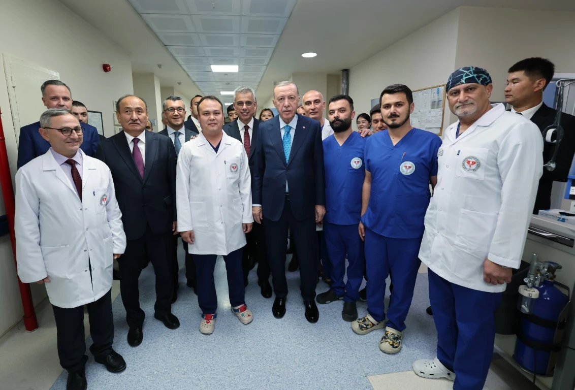 Erdoğan, Bişkek Kırgız-Türk Dostluk Devlet Hastanesi’nin açılışını gerçekleştirdi