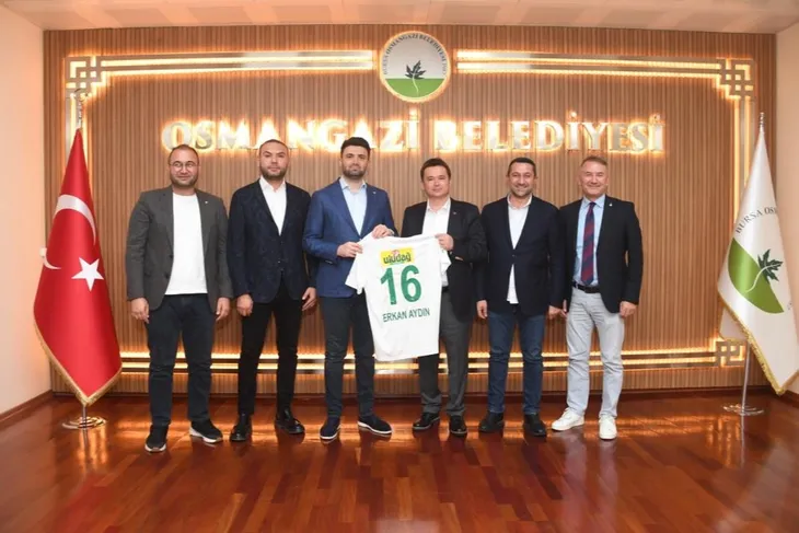 Erkan Aydın Bursaspor Yönetimini ağırladı