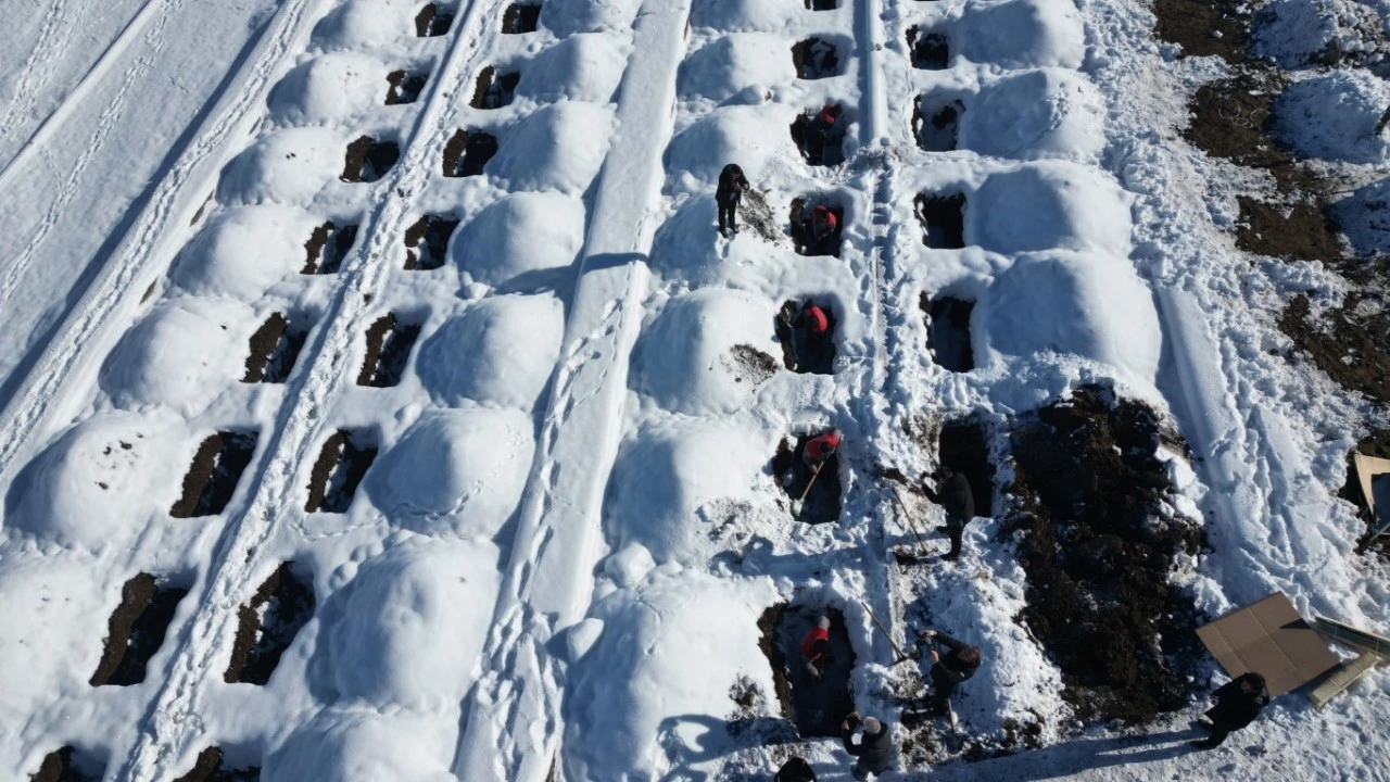 Erzurum’da kış için 500 mezar açıldı