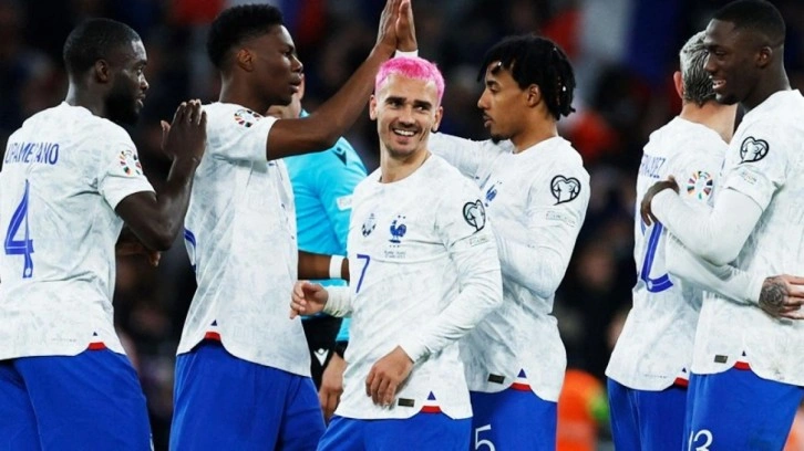 Fransa ve Polonya, EURO 2024 D Grubu Üçüncü Maçında Karşı Karşıya Geliyor