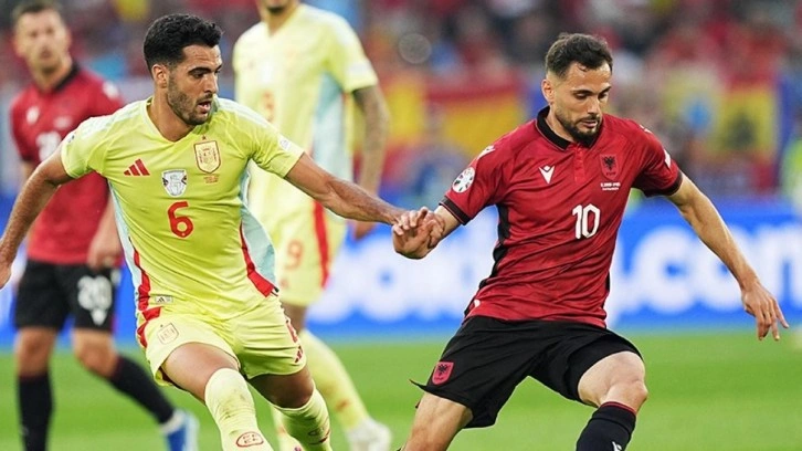 İspanya, Arnavutluk'u 1-0 yenerek lider tamamladı