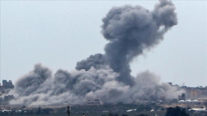 İsrail Savaş Uçakları Refah Kentinde Sivilleri Hedef Aldı