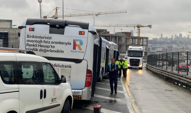 Metrobüs yolunda korkutan kaza