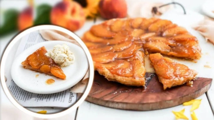 Yaz Aylarının Vazgeçilmezi: Şeftali Tarte Tatin Tarifi