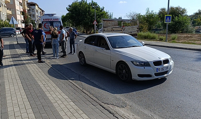 Yolda Yürüyen Yaya'ya Çarptı