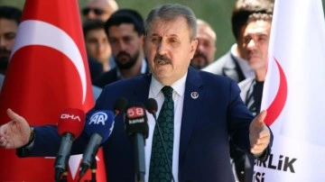 BBP Lideri Mustafa Destici: İslam'a ve Müslümanlara Yönelik Saldırılar Artıyor