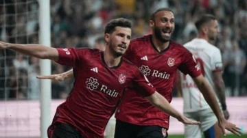 Beşiktaş'tan Salih Uçan'a Yeni Sözleşme