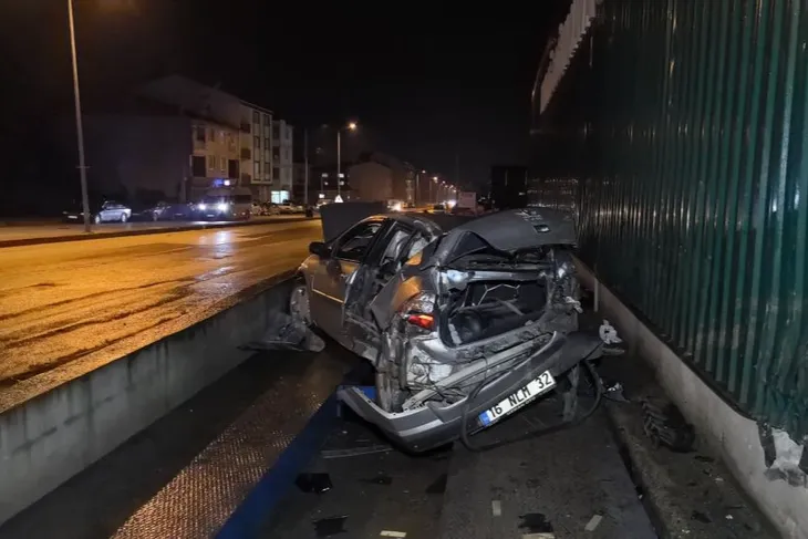 bıçaklı kavga sonrası kaçan şüpheliler kaza yaptı: 1 ölü, 2 yaralı