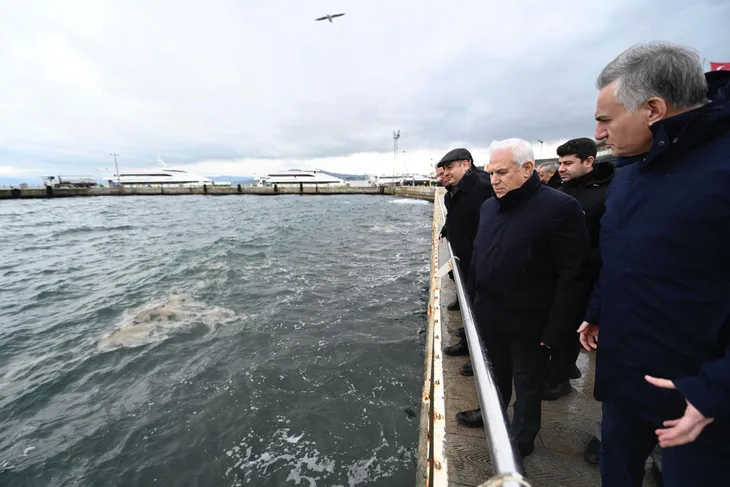  Bozbey'den Marmara Denizi'nde 'müsilaj' uyarısı