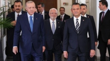CHP Genel Başkanı Özgür Özel, Cumhurbaşkanı Erdoğan ile Görüştü