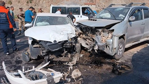 Hakkari-Çukurca yolu'nda kaza