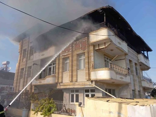 Hatay'da korkutan yangın