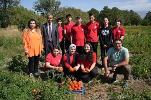 Öğreniyor, Üretiyor, Kazanıyorlar!