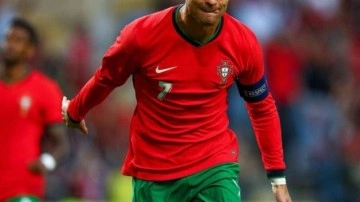 Ronaldo'nun Şovuyla Portekiz İrlanda'yı Devirdi