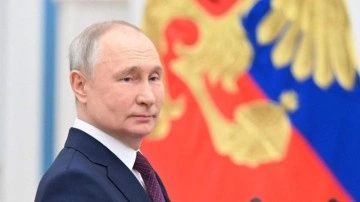 Rusya, Batılı Ülkelerin Rus Petrolüne Yaptırım Kararını Uzattı